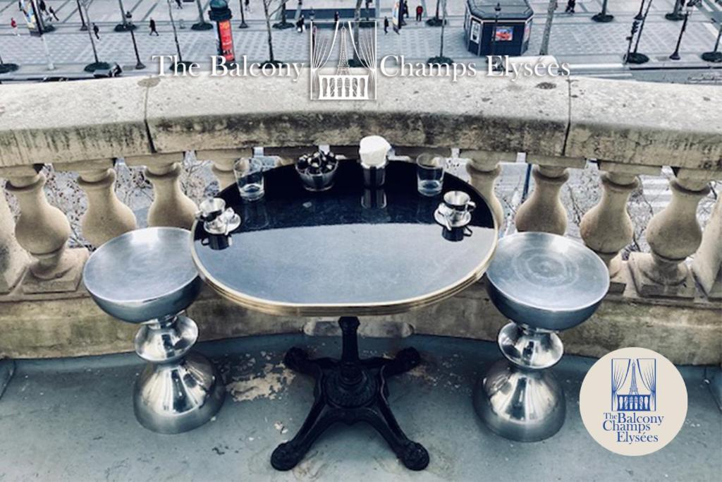 パリThe Balcony Avenue Champs-Elyseesアパートメント エクステリア 写真