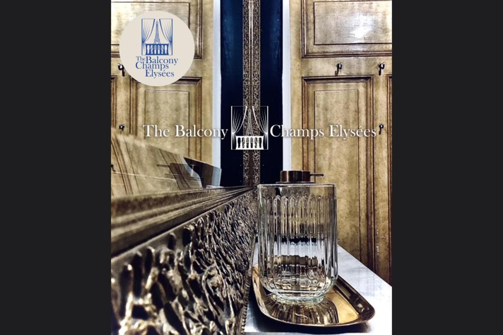 パリThe Balcony Avenue Champs-Elyseesアパートメント エクステリア 写真